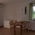 דירה Roza מדולין